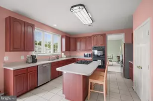 4801 Balmoral St, White Plains, MD 20695 - Photo 21