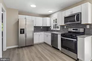 2153 Crest Cir, Bryans Road, MD 20616 - Photo 7