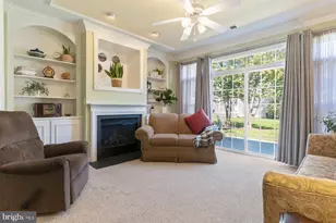 230 Williamsburg Cir, La Plata, MD 20646 - Photo 3