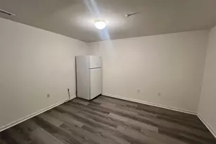 10528 Catalina Pl, White Plains, MD 20695 - Photo 9