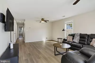 5126 Shawe Place #3-M, Waldorf, MD 20602 - Photo 5