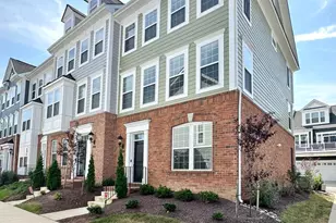 395 Buckeye Cir, La Plata, MD 20646 - Photo 5