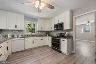 120 Mallard Ln, La Plata, MD 20646 - Photo 3