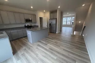 10516 Cobbler Pl, White Plains, MD 20695 - Photo 3