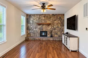 6824 Barlowe Ct, Hughesville, MD 20637 - Photo 15