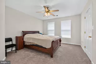 1054 Norfolk Dr, La Plata, MD 20646 - Photo 33