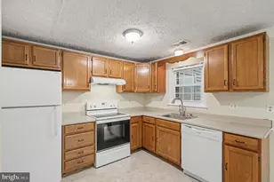 42 Teal Ct, La Plata, MD 20646 - Photo 9