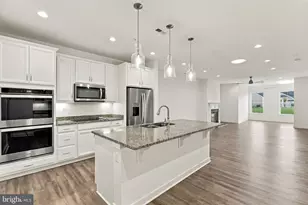 48 Camden Cir, La Plata, MD 20646 - Photo 3