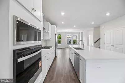 9751 Gaelic Place, Waldorf, MD 20601 - Photo 5