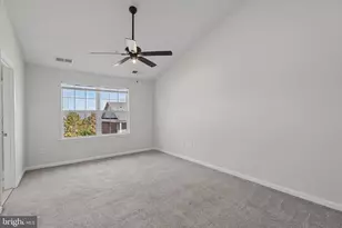 11482 Stockport Pl, White Plains, MD 20695 - Photo 17