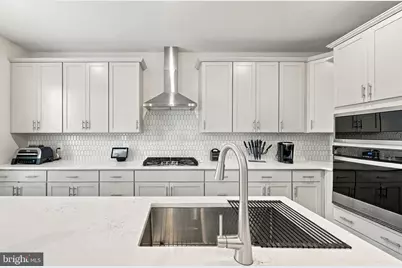 9910 Obin Lane, Waldorf, MD 20601 - Photo 11