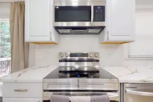 1005 Stoddert Ave, Waldorf, MD 20602 - Photo 7