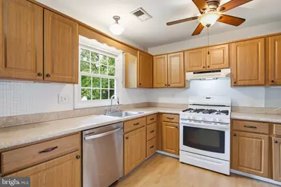 909 Fowler Court, Waldorf, MD 20602 - Photo 11