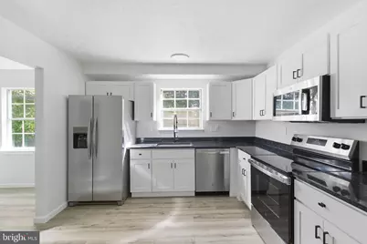 721 University Drive, Waldorf, MD 20602 - Photo 15
