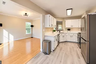 12576 Mirkwood Ln, Waldorf, MD 20601 - Photo 7