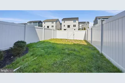 10915 Drummond Place, White Plains, MD 20695 - Photo 29
