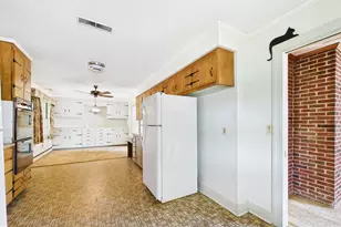 207 Bloomingdale Ave, Federalsburg, MD 21632 - Photo 13