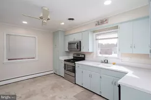 207 S 7th St, Denton, MD 21629 - Photo 9