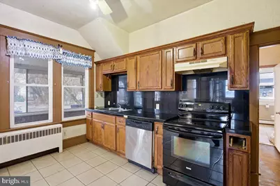 207 W Sunset Avenue W, Greensboro, MD 21639 - Photo 3