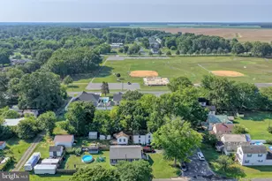 306 Caroline Ave, Ridgely, MD 21660 - Photo 5