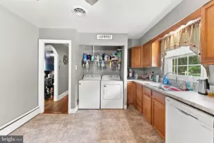 306 Sunrise Ave, Ridgely, MD 21660 - Photo 9