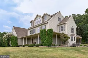 2290 W Valley Ln W, Westminster, MD 21158 - Photo 1