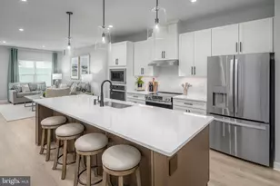 6048 Lancing Dr, Sykesville, MD 21784 - Photo 5