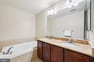 6467 Cornwall Dr, Eldersburg, MD 21784 - Photo 7