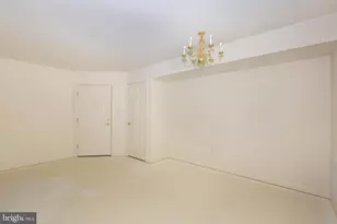 820 Wembley Dr, Hampstead, MD 21074 - Photo 17