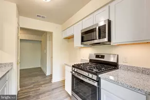 820 Wembley Dr, Hampstead, MD 21074 - Photo 13