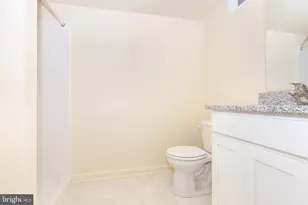 820 Wembley Dr, Hampstead, MD 21074 - Photo 23