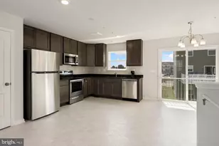 64 Grant St, Taneytown, MD 21787 - Photo 3