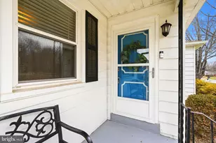 6304 W Hemlock Dr, Sykesville, MD 21784 - Photo 5