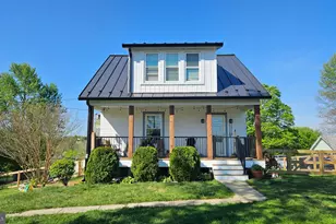 1038 Green Valley Rd, New Windsor, MD 21776 - Photo 1