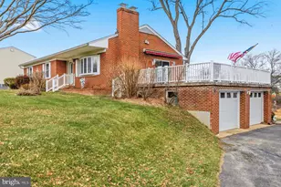 1034 Circle Dr, Sykesville, MD 21784 - Photo 3