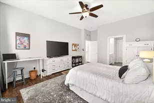 2896 Town View Cir, New Windsor, MD 21776 - Photo 29