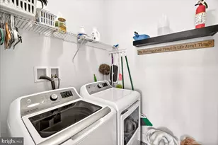 2896 Town View Cir, New Windsor, MD 21776 - Photo 27