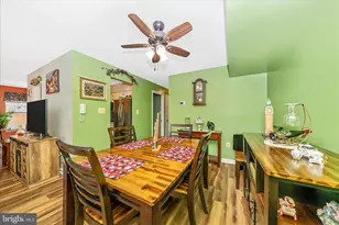 3815 Sunnyfield Ct, Hampstead, MD 21074 - Photo 11