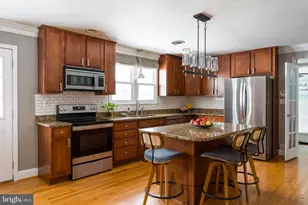 7001 Watersville Rd, Mount Airy, MD 21771 - Photo 9