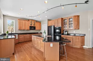 3092 Ballesteras Ct, Mount Airy, MD 21771 - Photo 9