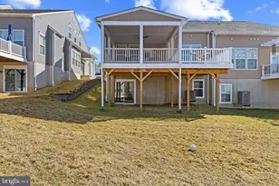 2833 Town View Cir, New Windsor, MD 21776 - Photo 43