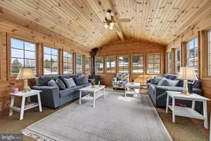 6041 Kennard Ct, Eldersburg, MD 21784 - Photo 5