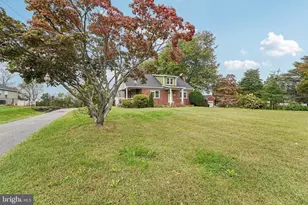 1008 N Main St, Mount Airy, MD 21771 - Photo 3