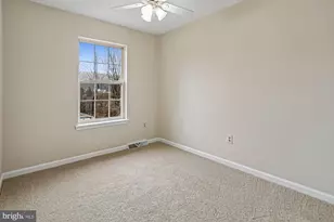 513 S Hills Ct, Westminster, MD 21158 - Photo 15