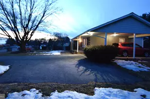 1658 Sams Creek Rd, Westminster, MD 21157 - Photo 3