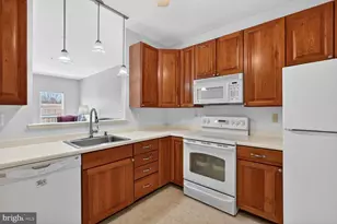 1597 Homeland Dr, Eldersburg, MD 21784 - Photo 9