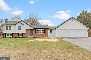 3174 Cardinal Dr, Westminster, MD 21157 - Photo 1