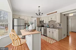 740 Spotters Ct, Hampstead, MD 21074 - Photo 9