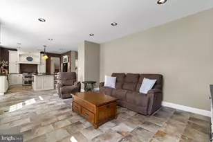 825 Caren Dr, Eldersburg, MD 21784 - Photo 19