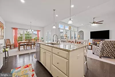 272 Meadow Creek Drive, Westminster, MD 21158 - Photo 17